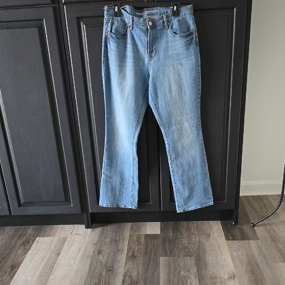 Old Navy Light Blue Straight Leg Women's Jeans Curvy